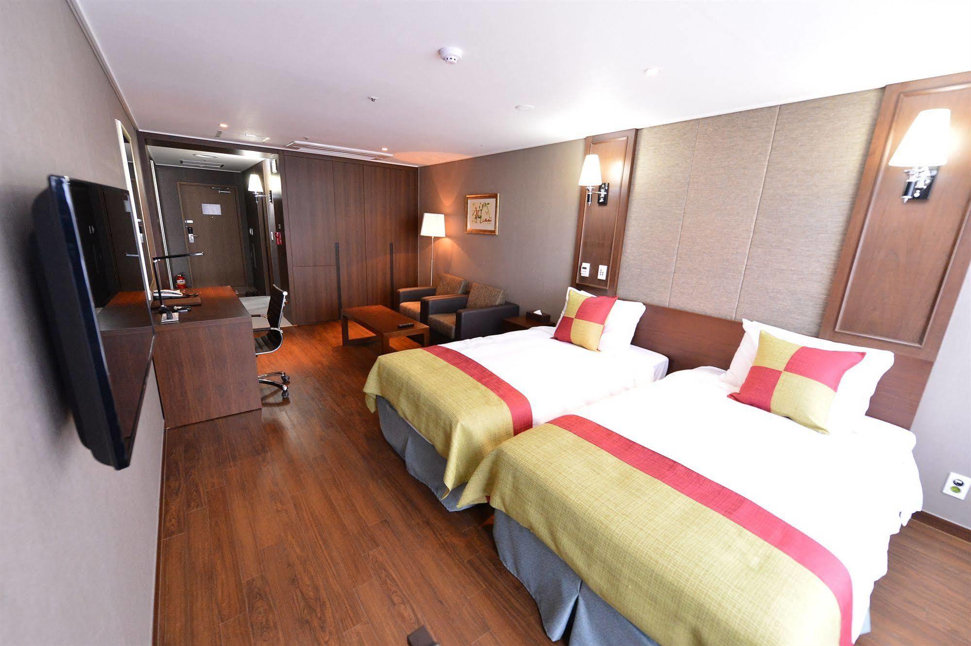 Haeden Hotel High End Suwon Eksteriør bilde