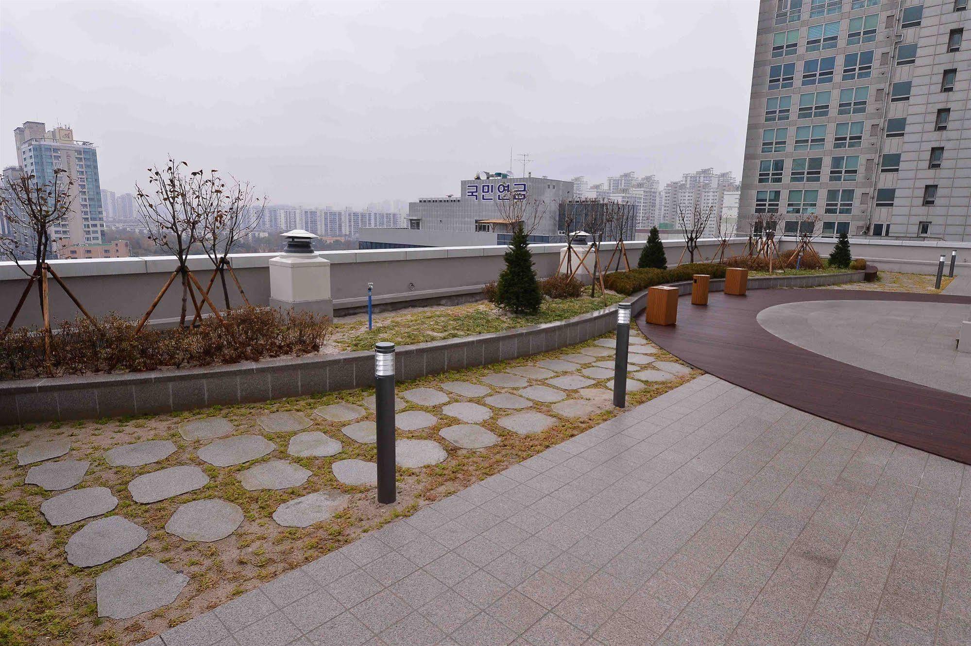 Haeden Hotel High End Suwon Eksteriør bilde
